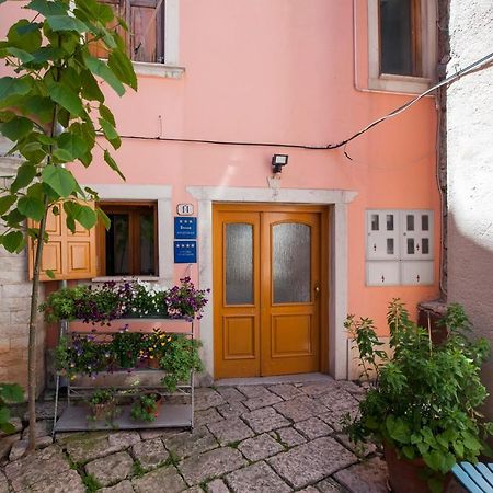 Guesthouse Ancient Stone Rovinj Ngoại thất bức ảnh