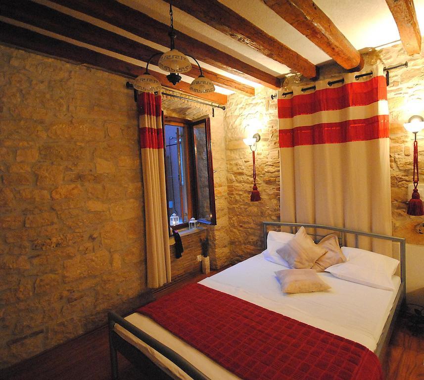 Guesthouse Ancient Stone Rovinj Ngoại thất bức ảnh