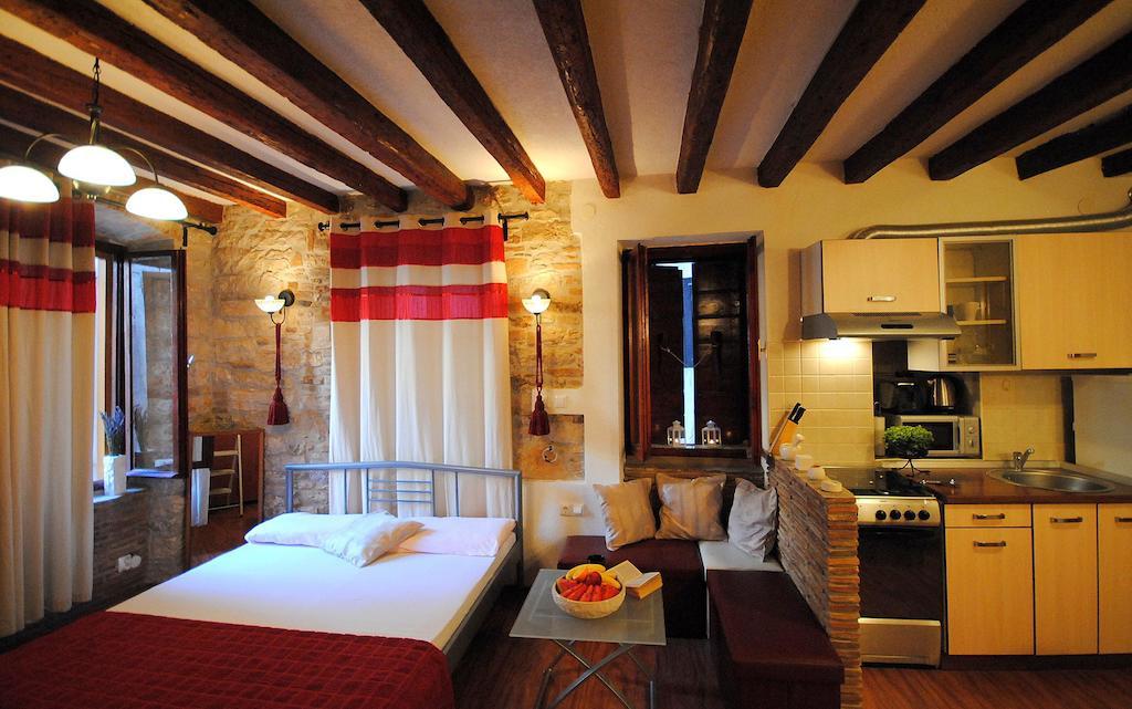 Guesthouse Ancient Stone Rovinj Ngoại thất bức ảnh