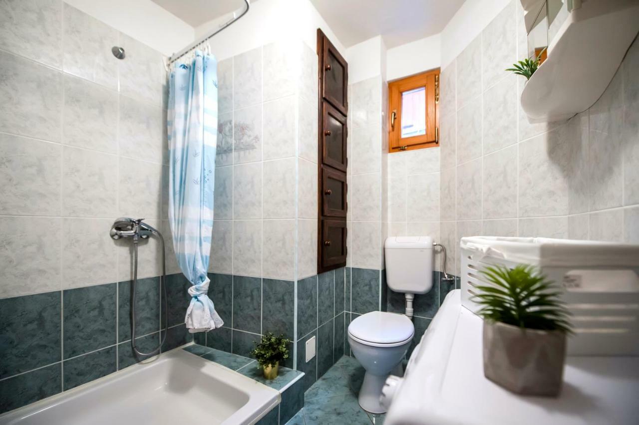 Guesthouse Ancient Stone Rovinj Ngoại thất bức ảnh