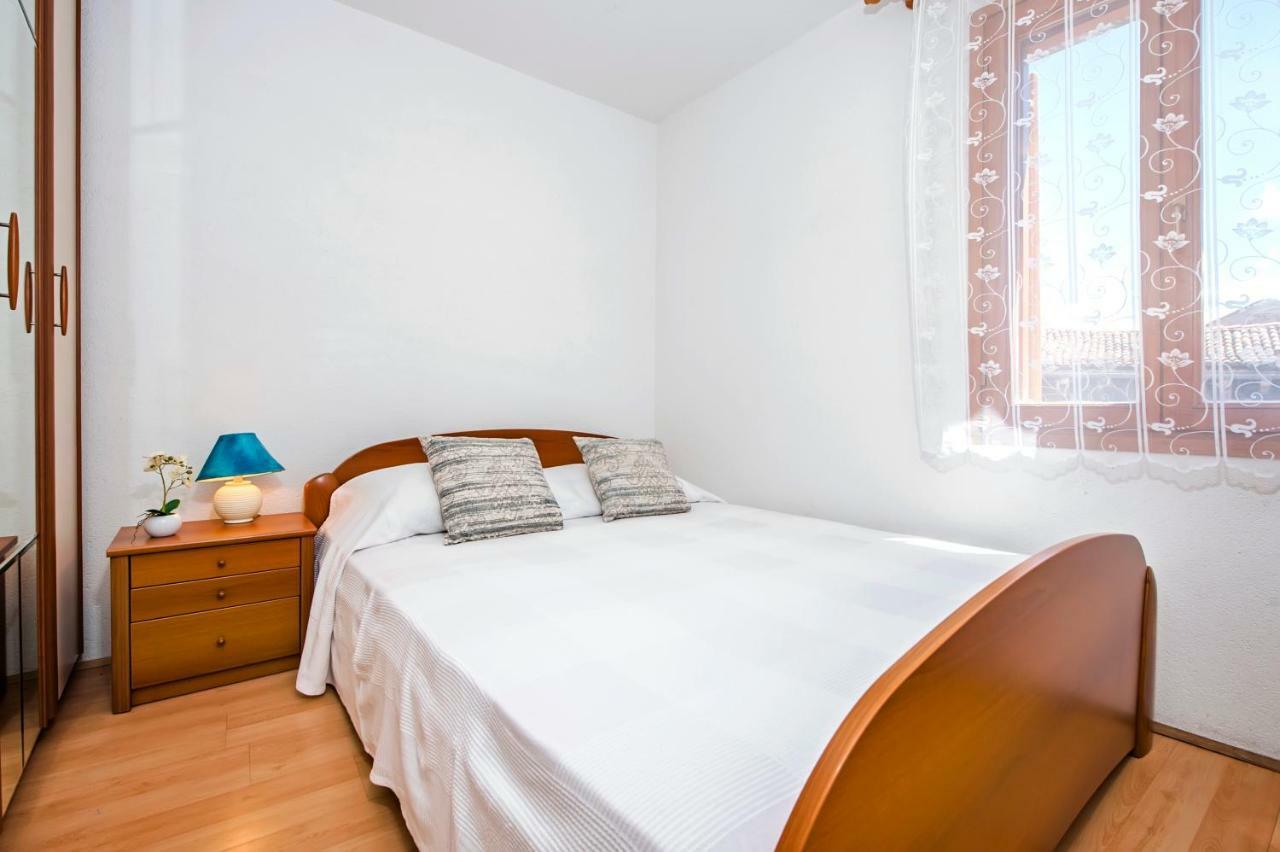 Guesthouse Ancient Stone Rovinj Ngoại thất bức ảnh