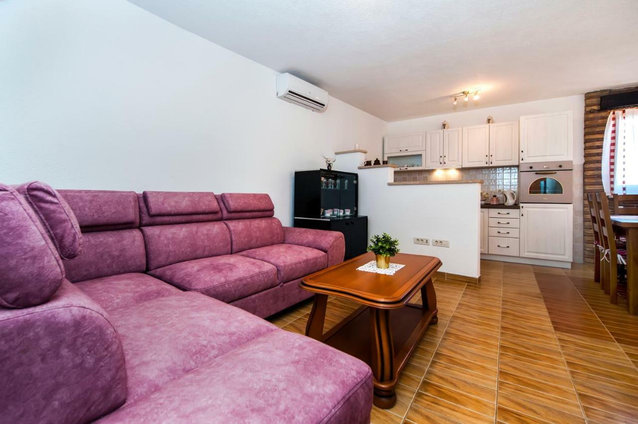 Guesthouse Ancient Stone Rovinj Ngoại thất bức ảnh