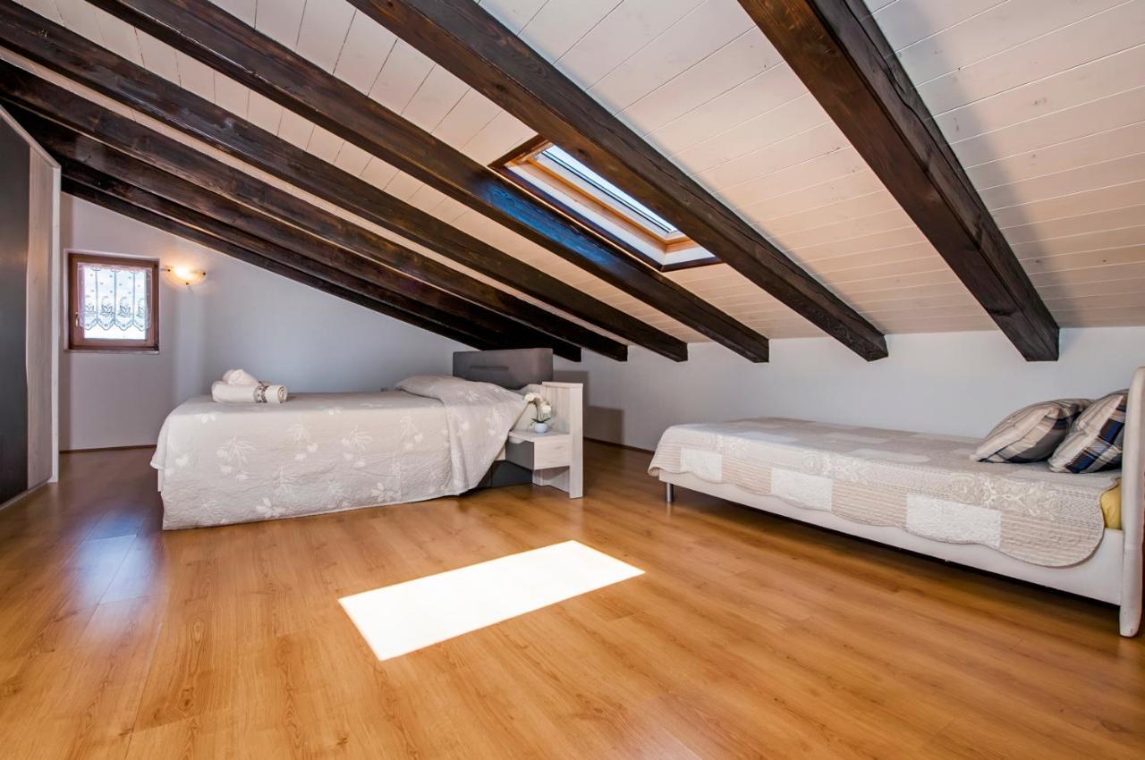 Guesthouse Ancient Stone Rovinj Ngoại thất bức ảnh